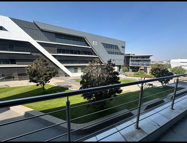 217.40M² OFFICE TO LET IN DORINGKLOOF